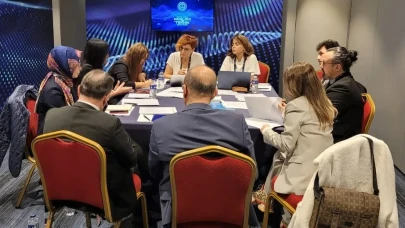 Manisa Celal Bayar Üniversitesi Mesleki Eğitim Zirvesi'nde aktif rol oynadı