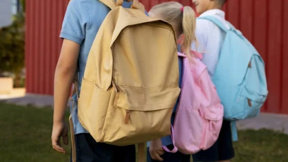 Sırt ve Bel Sağlığı İçin Doğru İlkokul Çantası Seçimi