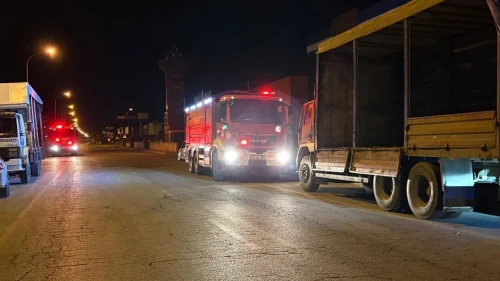 Atık maddelerin alev almasıyla mobilya fabrikasında yangın çıktı