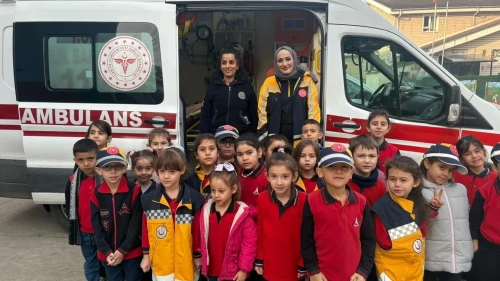 Düzce Aziziye İlkokulunda sağlıklı çocuk sağlıklı gelecek etkinliği düzenlendi