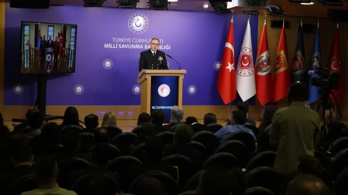 Karadeniz’den giren İHA kontrollü müdahaleyle F-16’lar tarafından düşürüldü