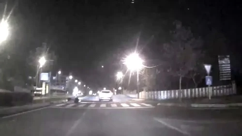 Tekirdağ'da çarptığı motosiklet devrildi, araç kaçtı