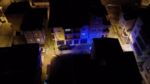 Çorum'da apartmanda çıkan yangında 10 kişi dumandan etkilendi