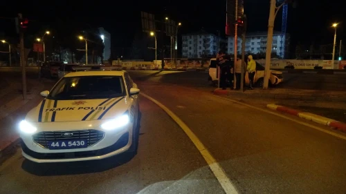 Malatya'da dur ihtarına uymayan sürücü polis ekiplerince gözaltına alındı
