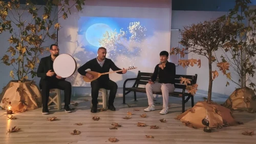 Aydın’da genç yetenekler şiir ve müzik dinletisiyle büyük beğeni topladı