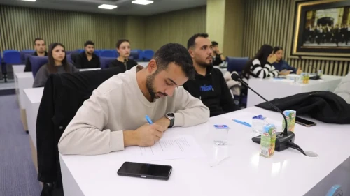 Battalgazi'de gençlik projeleri öğrencilerle değerlendirildi