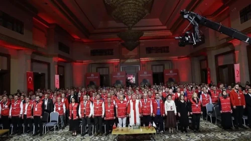 kızılay muradiye şubesi iyilikte türkiye birincisi oldu