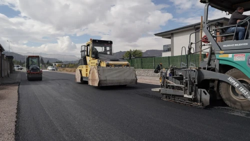 Melikgazi Belediyesi 2025 yılında 80 kilometre yol yapımı gerçekleştirdi