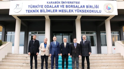 Karabük'te TOBB Teknik Bilimler MYO'da uygulamalı eğitim çalışmaları incelendi