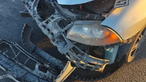 Gaziantep'te otomobil ile kamyonetin çarpışması sonucu 5 kişi yaralandı