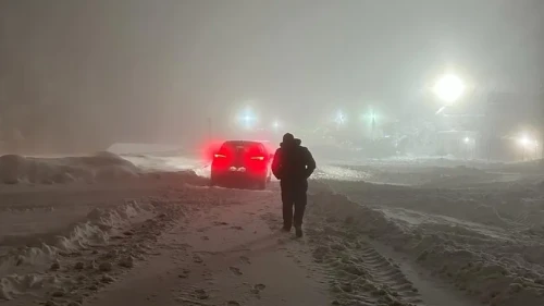 Bolu Dağı kar yağışı nedeniyle ağır tonajlı araçların geçişine kapatıldı