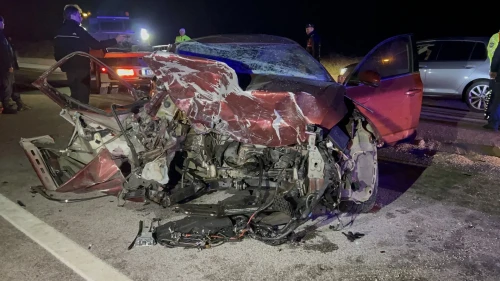 Çanakkale'de polis ihtarını dinlemeyen sürücünün çarpışması sonucu 5 kişi hayatını kaybetti