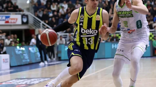 Fenerbahçe Beko deplasmanda Merkezefendi Basketbol'u 87-64 mağlup etti