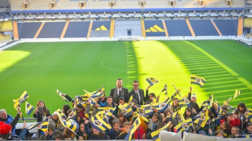 Denizlili öğrenciler Fenerbahçe Şükrü Saraçoğlu Stadı'nı ziyaret etti