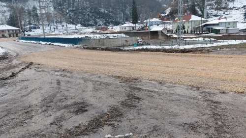 Düzce'de Uğur Köyü yol bakım çalışmaları başarıyla tamamlandı