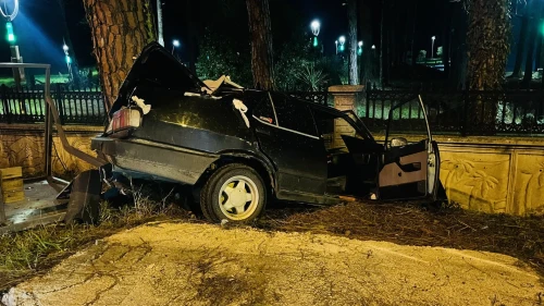 Samsun’da kazada otomobil hurdaya döndü: sürücü hastaneye kaldırıldı