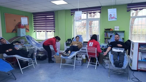 Türkeli’de okullarda rekor kan bağışıyla 253 ünite kan toplandı