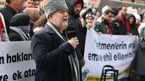 Ankara'da EĞİTİM-BİR-SEN ek atama bekleyen öğretmenlerin eylemine destek verdi