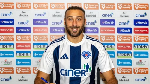 Kasımpaşa, Cenk Tosun'u kadrosuna kattı