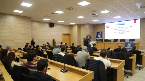 Di̇yarbakır'da vergi̇ adaleti̇ ve yapay zeka destekli̇ deneti̇m si̇stemleri̇ tartışıldı