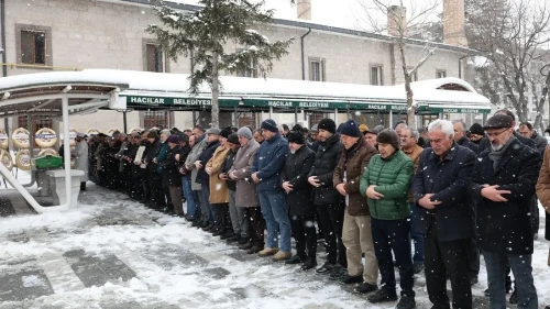 Kayseri'de iş insanı Abidin Özkaya’nın kız kardeşi Aysel Nalbant hayatını kaybetti