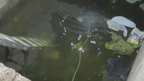 Adana'da yağışlar sonrası bodrum kata düşen kişi hayatını kaybetti