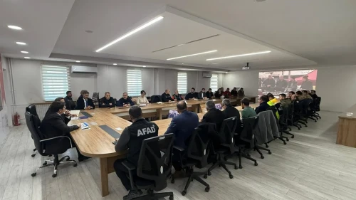 Van’da olumsuz hava şartlarına karşı alınan tedbirler toplantıda ele alındı