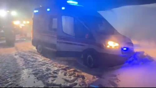 Bulanık’ta doğum sancısı tutan kadın için sağlık ekipleri seferber oldu