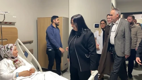 Bursa'da 2026 yılının ilk bebeği Bursa Şehir Hastanesi'nde dünyaya geldi