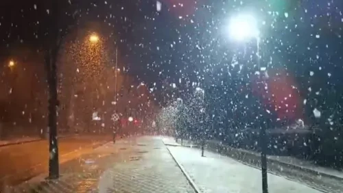 Bursa'da kar yağışı etkisini göstermeye başladı