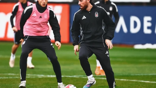 Beşiktaş, Eyüpspor maçı hazırlıklarına antrenmanla devam etti