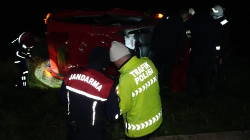 Edirne'de otomobilin takla atmasıyla 1’i ağır 2 yaralı