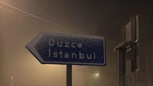 Bolu Dağı geçişinde kar yağışı başladı