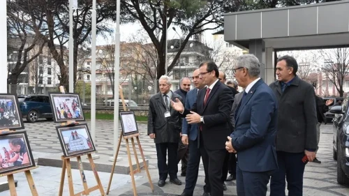 Salihli’de ‘Dirençli Kentler’ temalı konferans düzenlendi