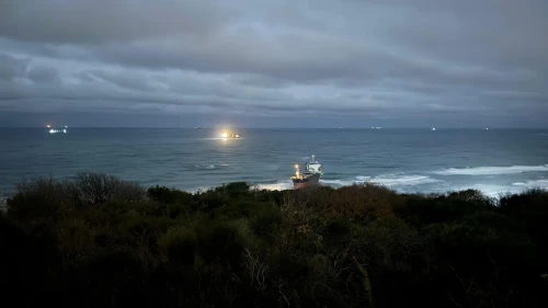 Kastamonu açıklarında vurulan gemi Sarıyer'de karaya oturdu
