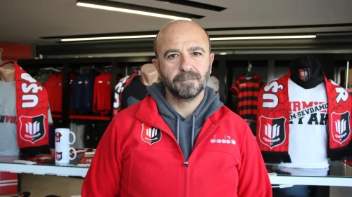 Uşakspor logosu Güney Kore’deki konserde sahne aldı