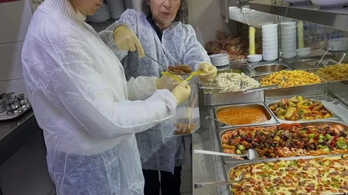 Uşak'ta catering firmaları ve lokantalara yönelik denetimler devam ediyor