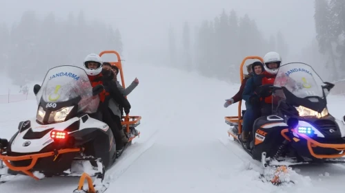 Kastamonu'da şehit aileleri ve çocukları jandarma ekipleriyle Ilgaz Dağı'nda unutulmaz bir gün geçirdi