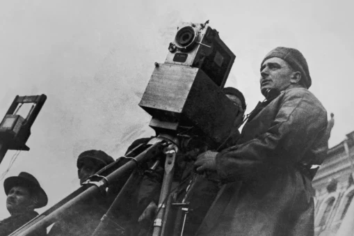 Dziga Vertov Kimdir? Belgesel Sinemanın Baş Mucidi