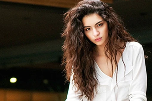 Melisa Aslı Pamuk Kimdir, Nereli, Kaç Yaşında?