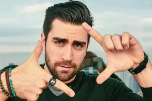 Çağlar Ertuğrul Kimdir, Nereli, Kaç Yaşında?