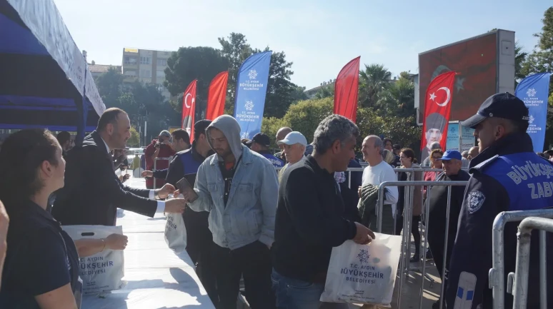 Aydın'da 80 bin ata tohumu fideleri yarım saatte tükendi