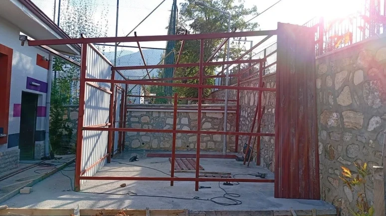 Babadağ Belediyesi ilçedeki okullara destek çalışmalarını sürdürüyor