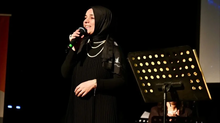 Yeşilyurt Kent Konseyi Şiir Ve Müzik Programına Yoğun İlgi