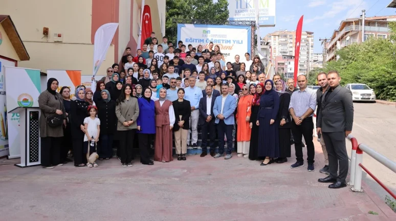 İlkadım Belediyesi İLKEM ile gençlerin hayallerine ortak oluyor