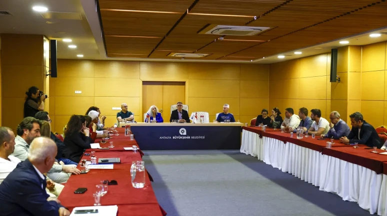 Antalya Büyükşehir Belediyesi deniz ekosistemini korumak için yapay resif projesini hayata geçiriyor