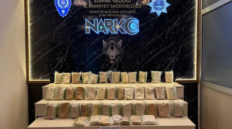 Edirne'de Kapıkule Sınır Kapısı'nda 6 ton 400 kilogram uyuşturucu üretebilecek madde ele geçirildi