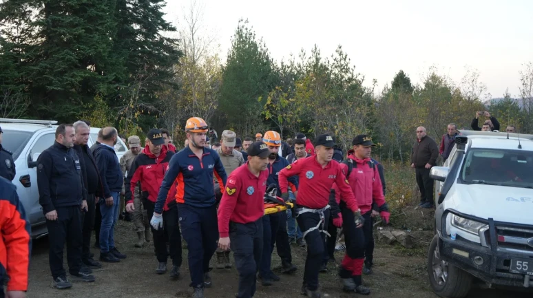 Kastamonu'nun Bozkurt ilçesinde 5 yaşındaki Osman Helvacı'nın cenazesi Ankara Adli Tıp Kurumu'na gönderildi