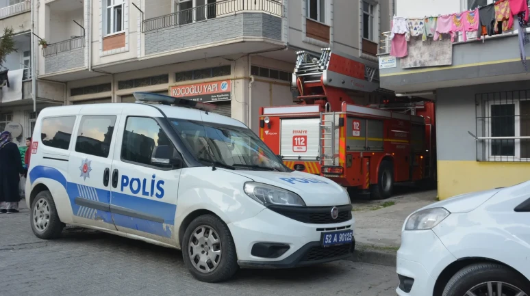 Ordu'nun Ünye ilçesinde 4 çocuk babası bir kişi evinde ölü bulundu