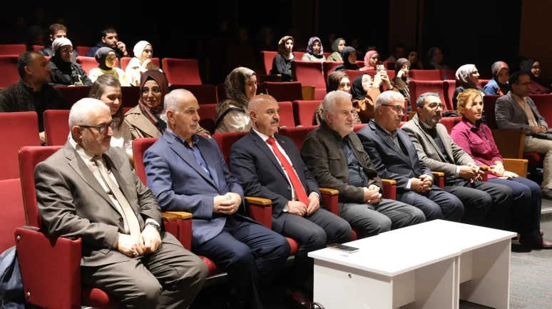 DÜZCE Üniversitesi’nde Merhamet Paneli Gerçekleştirildi